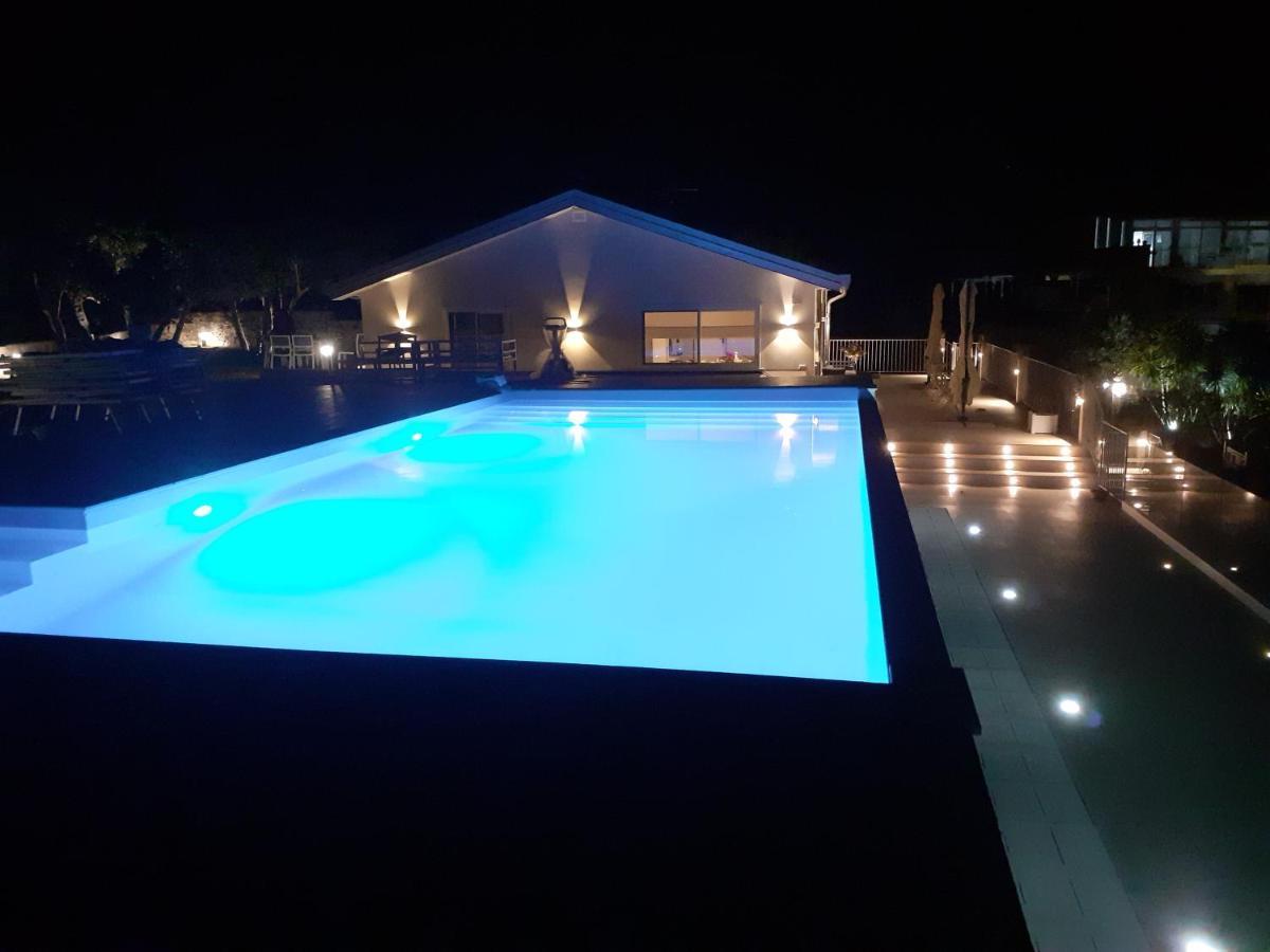 Villa Infinity ∞ 圣泰雷萨迪里瓦 外观 照片
