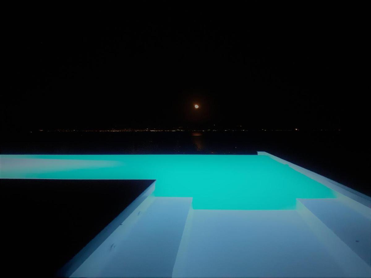 Villa Infinity ∞ 圣泰雷萨迪里瓦 外观 照片